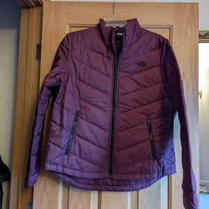 Ladies North Face Coat Wine Color Size M NWT